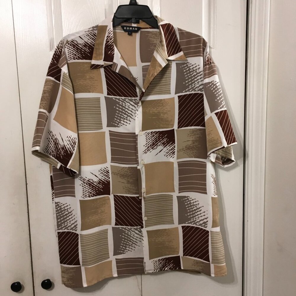 Koman Men's Button Down Lightweight Shirt
